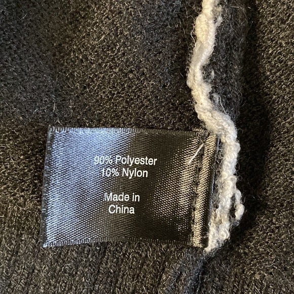 Lane Bryant | NEW Black Gray Striped Sweater 14/16 - Picture 4 of 5